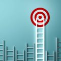 Die Macht von Retargeting-Anzeigen: Verbessern Sie Ihre Online-Marketing-Fähigkeiten